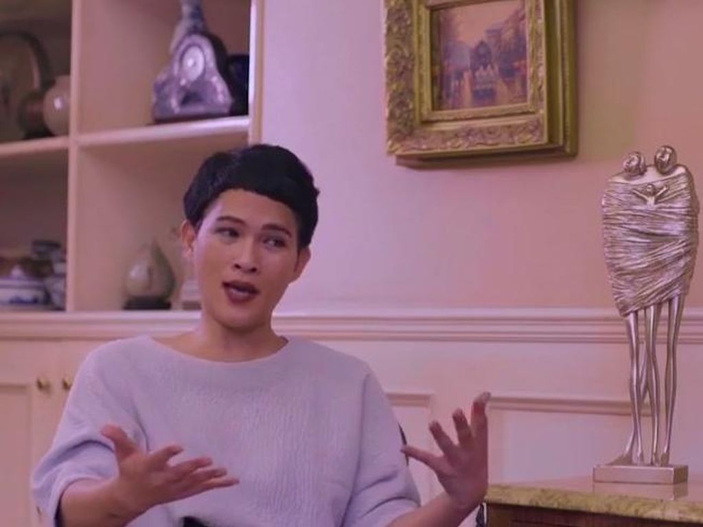 Butuh Waktu Lama Oscar Lawalata Bisa Diterima Sebagai Transgender Butuh Waktu Lama Oscar Lawalata Bisa Diterima Sebagai Transgender