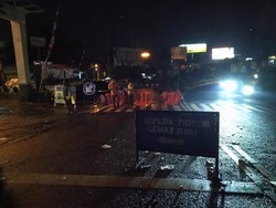 Arah Puncak Ditutup, Gerbang Tol Ciawi Padat