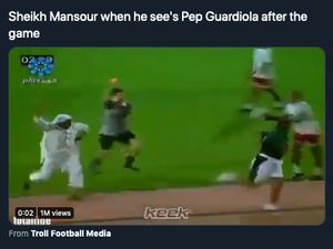 Pep Guardiola Diserbu Meme Usai City Dilibas Lyon