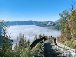 Akhirnya, Jembatan Kaca Gunung Bromo Dibangun Juga!
