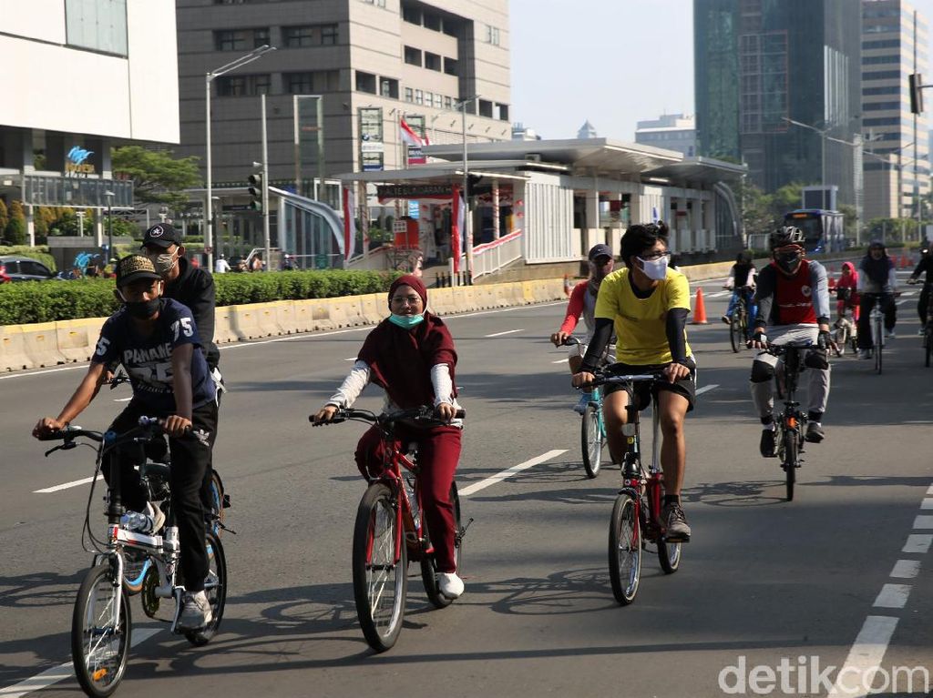 Jalur Khusus Sepeda Besok Dibuka di 10 Titik, Termasuk JLNT Antasari Jalur Khusus Sepeda Besok Dibuka di 10 Titik, Termasuk JLNT Antasari