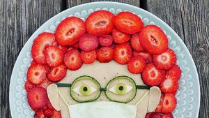 Vegan Kreatif Ini Sajikan Susunan Ragam Buah dan Sayur yang Menawan
