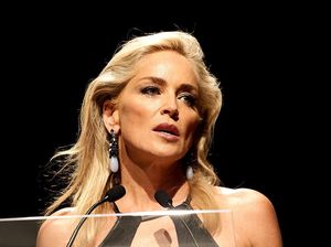 Tangis Sharon Stone yang Kehilangan Uang karena Silicon Valey Bank Bangkrut Tangis Sharon Stone yang Kehilangan Uang karena Silicon Valey Bank Bangkrut