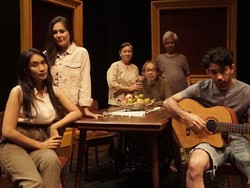 Teater Daring Rumah Kenangan: Ketika COVID-19 Menyatukan Keluarga