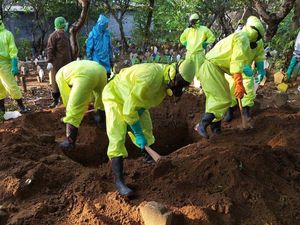 Duduk Perkara Relawan BPBD Kudus Setop Bantu Urus Jenazah Pasien Corona