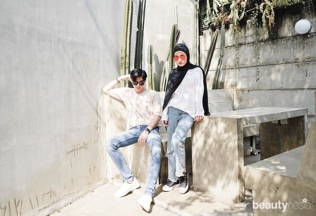 Timeless White Shirt and Jeans