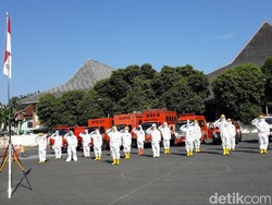 Kenakan APD, Puluhan Anggota TRC BPBD DIY Gelar Upacara HUT ke-75 RI