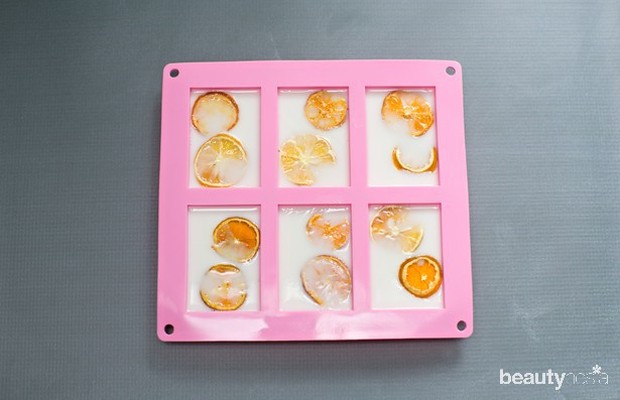 Cetak Homemade Soap Bar/www.hellowonderful.co Cetak Homemade Soap Bar