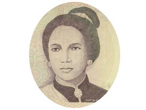 5 Pahlawan Nasional Wanita dan Kisah Perjuangannya