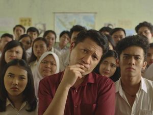 Trans TV Tayangkan Guru-Guru Gokil dan Layla Majnun, Perdana di TV Nasional Trans TV Tayangkan Guru-Guru Gokil dan Layla Majnun, Perdana di TV Nasional