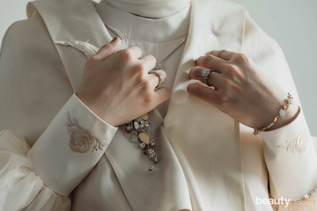 Hala Gold/Cut Meyriska/Dok.Hala Gold Hala Gold/Cut Meyriska/Dok.Hala Gold