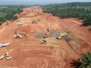 HK Lanjutkan Pembangunan Tol Trans Sumatera 2.765 Km