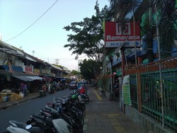 Kecelakaan Lexus Vs Motor di Palmerah, Saksi: Korban Terpental dan Terseret