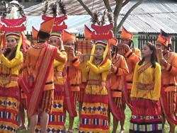 Pertama Kalinya, Musik Bambu Iringi Peringatan HUT RI ke 75 di Mamasa