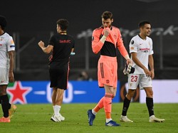 De Gea Main, MU Malah Kalah