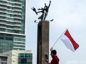 Pengendara Wajib Berhenti 3 Menit Saat Pembacaan Proklamasi Pk 10.17 Besok