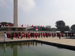 PDIP Gelar Upacara HUT Ke-75 RI di Lapangan Banteng, Peserta Gunakan Baju Adat