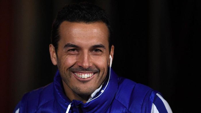 HUDDERSFIELD, ENGLAND - DECEMBER 12:  Pedro of Chelsea prior to the Premier League match between Huddersfield Town and Chelsea at John Smiths Stadium on December 12, 2017 in Huddersfield, England.  (Photo by Laurence Griffiths/Getty Images)