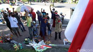 Penjual Mainan Ini Mantan Pejuang Kemerdekaan Lho