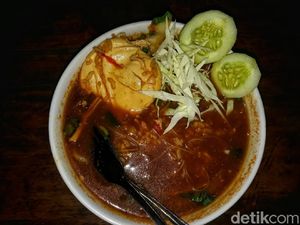 Demi Sedapnya Sego Godog Pak Pethel Harus Antre Berjam-jam