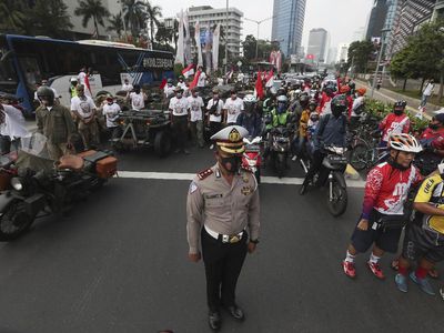 Sikap Sempurna Warga hingga Presiden Saat Detik-detik Proklamasi