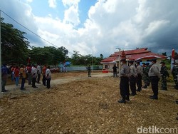 Upacara HUT RI Pertama di Kampung Tapal Batas: Saya Papua, Saya Indonesia!
