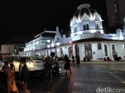 Plaza Alun-Alun Suroboyo Instagramable Banget, Ayo ke Sana!