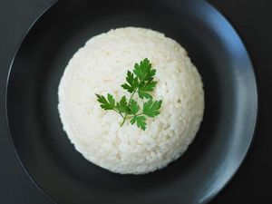 Apa Benar Sarapan Nasi Bikin Gemuk? Cek 5 Fakta Soal Nasi Ini Apa Benar Sarapan Nasi Bikin Gemuk? Cek 5 Fakta Soal Nasi Ini
