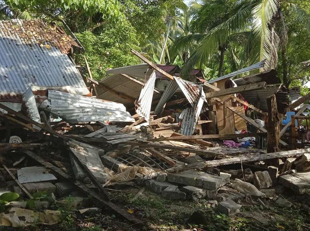 Filipina Diguncang Gempa M 6,7, Begini Dampak Kerusakannya Filipina Diguncang Gempa M 6,7, Begini Dampak Kerusakannya