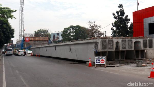 Flyover Jalan Laswi di Bandung Akan Dipasang Girder