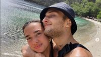 Gaya Selebriti Dunia yang Nekat Liburan di Masa Pandemi Virus Corona