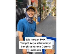 Kena PHK Karena Corona, Pria Ganteng Ini Rela Jualan Roti Keliling