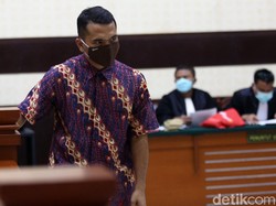 Yang Diketahui Sejauh Ini dari Penangkapan Bos PStore dan Rico Valentino