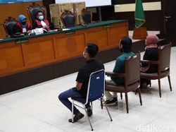 Karyawan Sebut Harga Ponsel di PS Store Lebih Murah Rp 500 Ribu