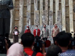 Gatot Nurmantyo hingga Rocky Gerung Hadir di Deklarasi KAMI