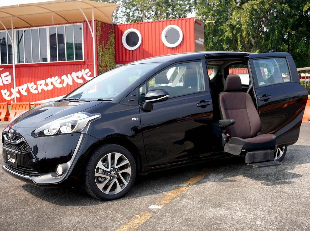 Banyak yang Belum Tahu, Ini Keunggulan Mobil dengan Pintu Geser Banyak yang Belum Tahu, Ini Keunggulan Mobil dengan Pintu Geser