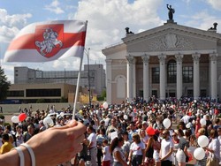 Uni Eropa Putuskan Selenggarakan KTT Darurat Bahas Krisis Belarusia