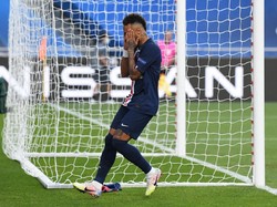 Neymar Masih Saja Buang-buang Peluang