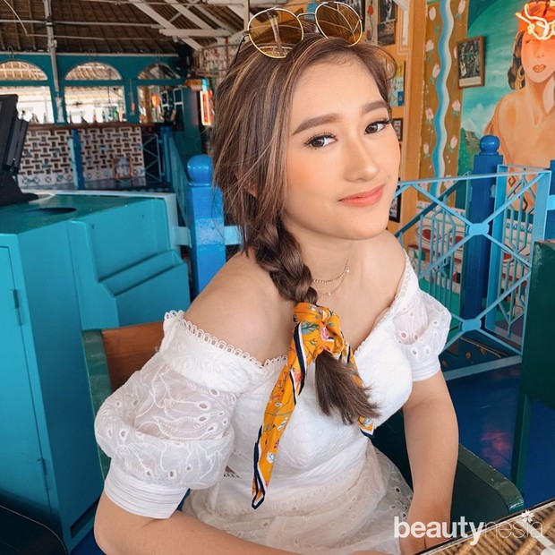 Amanda Caesa/instagram.com/amandacaesaa/ Potret Cantik Amanda Caesa