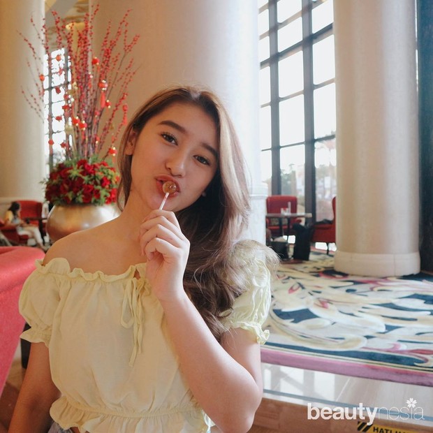 Amanda Caesa/instagram.com/amandacaesaa/ Potret Cantik Amanda Caesa