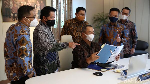 Bank Mandiri Raih Laba Rp 10,29 Triliun