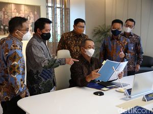 Bank Mandiri Raih Laba Rp 10,29 Triliun