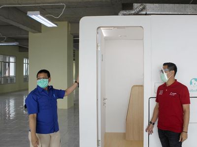 Box Tempat Tidur untuk Isolasi Tenaga Medis