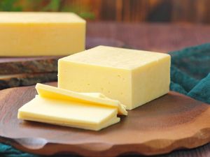 Tips Cara Menyimpan Keju Agar Tak Berjamur dan Bisa Bertahan 2 Minggu Tips Cara Menyimpan Keju Agar Tak Berjamur dan Bisa Bertahan 2 Minggu