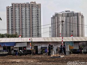 Benda Bersejarah Disebut Terkubur di Kampung Akuarium, Keramik Belanda-Pondasi