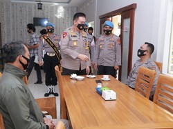 Begini Ketatnya Protokol Kesehatan di Polda NTB: Kapolda Sidak-Awasi CCTV