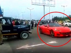 Gaya-gayaan Ngedrift Pakai Ferrari, Berujung Mobil Disita Polisi