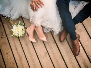 Kasihan! Pengantin Ini Dinyinyirin karena Dekorasi Kuenya Mirip Bisul