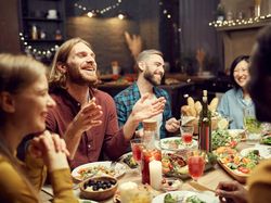 Duh! Banyak Pengunjung Resto Kabur Tak Bayar Tagihan Makan Jutaan Rupiah