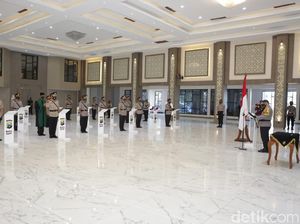 Pejabat Utama hingga Kapolres di Polda Jawa Timur Dimutasi
